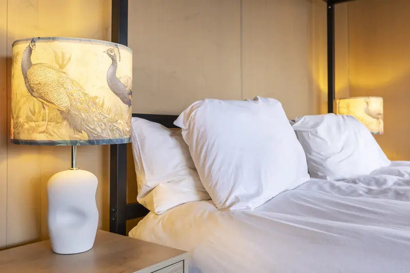 Opgemaakt bed